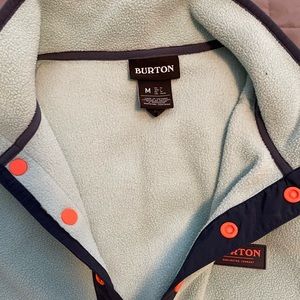 Burton pullover mens size M